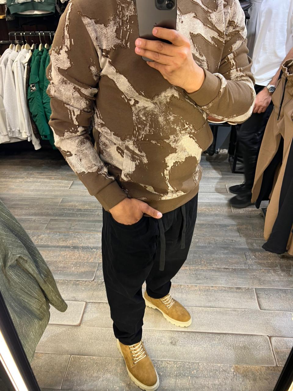 WhatsApp Image 2025-12-01 at 11.08.44 PM (1)